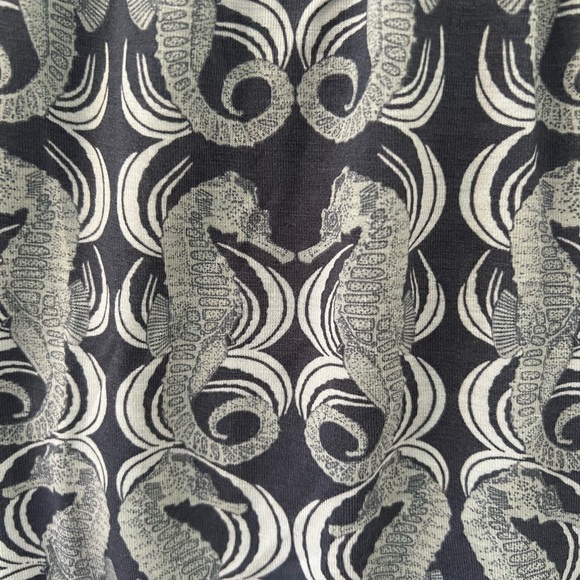 Kate Quinn - Short Sleeved Rouched Jumpsuit - Picture 5 of 6